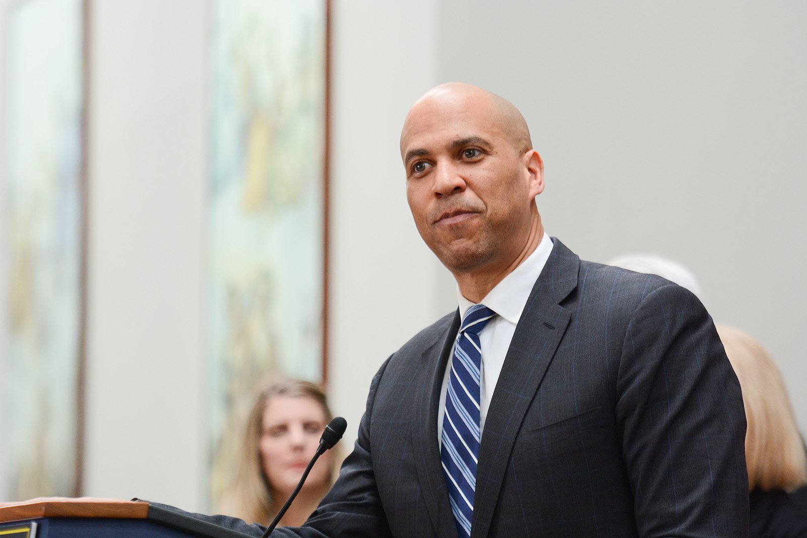 Cory Booker at an AFGE event, February 13, 2019