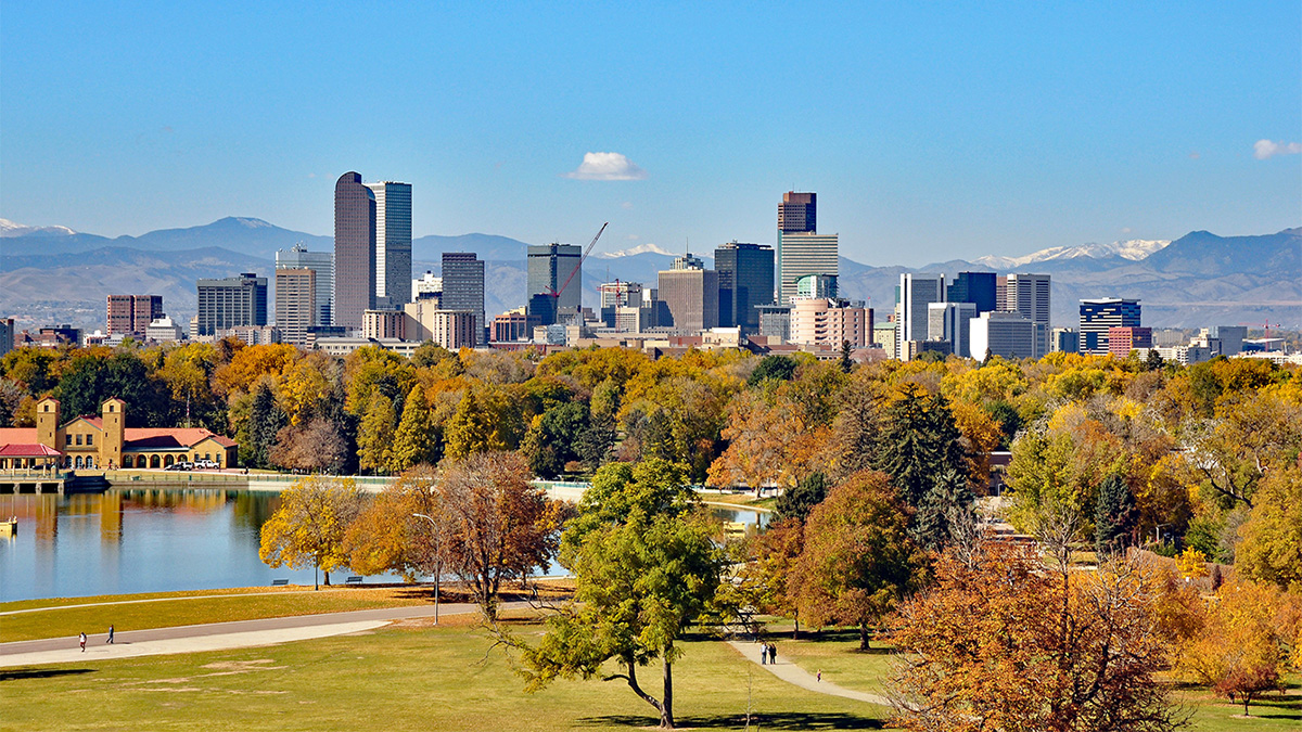 Is Colorado the "next California", a state losing residents?