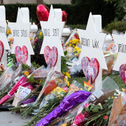 Tree_of_Life_Synagogue_Memorials Memorial to victims of attack at Tree of Life Synagoge.